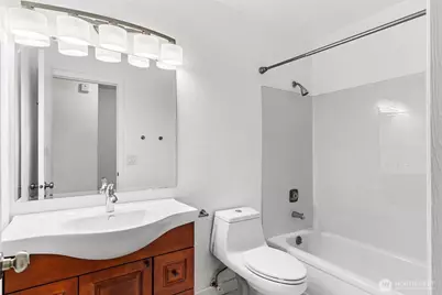 5832 NE 75th Street #E304, Seattle, WA 98115 - Photo 15