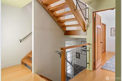 1209 N 44th Street, Seattle, WA 98103 - Photo 23
