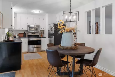 9226 NE 184th Place, Bothell, WA 98011 - Photo 9