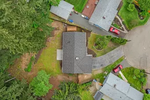 9226 NE 184th Pl, Bothell, WA 98011 - Photo 33