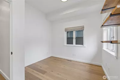 5932 California Avenue SW, Seattle, WA 98186 - Photo 15