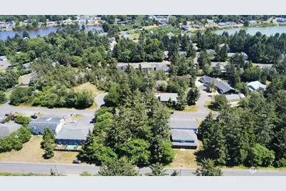 655 Sunset Avenue NE, Ocean Shores, WA 98569 - Photo 5