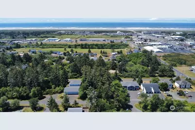 655 Sunset Avenue NE, Ocean Shores, WA 98569 - Photo 3