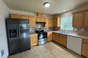 95 Barnes St, Kelso, WA 98626 - Photo 7