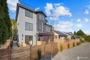 518 N 102nd St, Seattle, WA 98133 - Photo 3