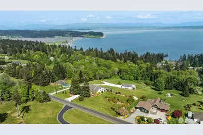 827 Michael Way, Camano Island, WA 98282 - Photo 31