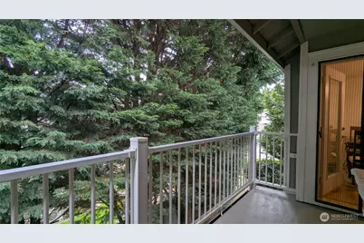 2733 143rd Street SW #D, Lynnwood, WA 98087 - Photo 3