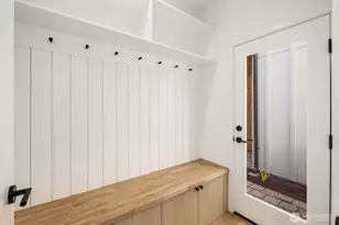 520 N 102nd St, Seattle, WA 98133 - Photo 19