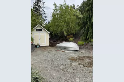 4076 S Camano Drive S, Camano Island, WA 98282 - Photo 31
