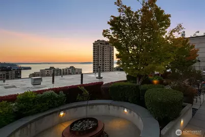 2720 3rd Avenue #705, Seattle, WA 98121 - Photo 39