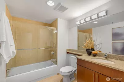 2720 3rd Avenue #705, Seattle, WA 98121 - Photo 21