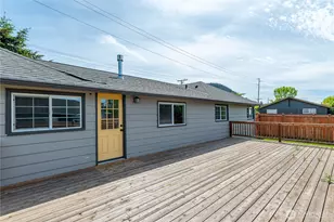 1717 S 18th St, Mount Vernon, WA 98274 - Photo 33