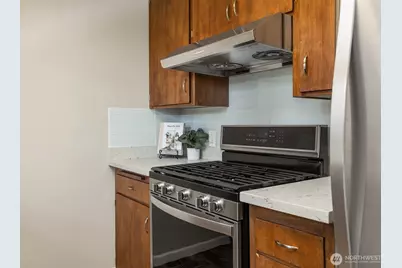 16021 15th Avenue SW, Burien, WA 98166 - Photo 11