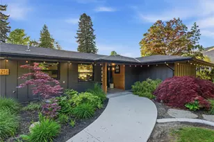 216 Paton St, Cashmere, WA 98815 - Photo 1