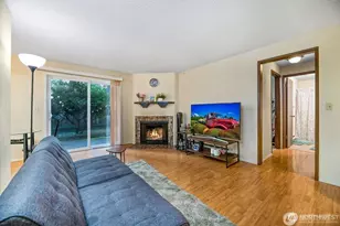 2034 14th Ave W, Seattle, WA 98119 - Photo 9