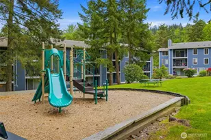 4737 W Lake Sammamish Pkwy SE, Issaquah, WA 98027 - Photo 21
