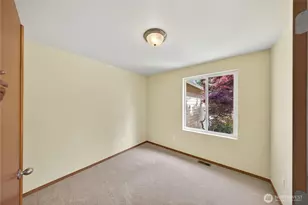 325 Snohomish Dr, La Conner, WA 98257 - Photo 11