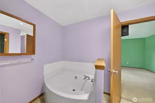 325 Snohomish Dr, La Conner, WA 98257 - Photo 23