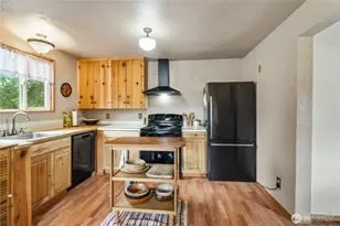 612 W Cherry St, Centralia, WA 98531 - Photo 15