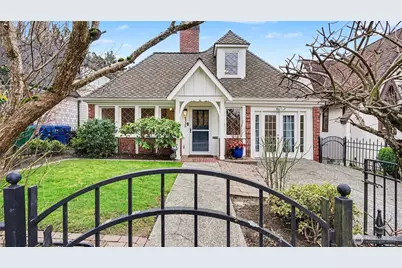 4335 NE 45th Street, Seattle, WA 98105 - Photo 1