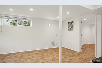 4335 NE 45th Street, Seattle, WA 98105 - Photo 15
