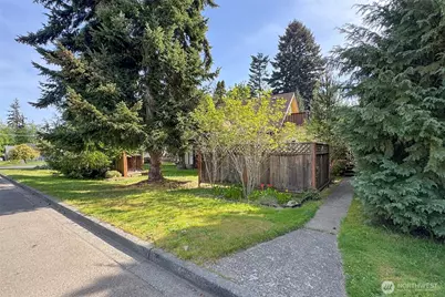 240 Motor Avenue, Port Angeles, WA 98362 - Photo 39