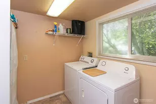 240 Motor Ave, Port Angeles, WA 98362 - Photo 27