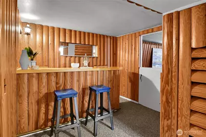 12727 Dayton Avenue N, Seattle, WA 98133 - Photo 21