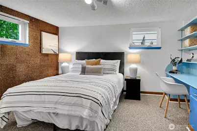 12727 Dayton Avenue N, Seattle, WA 98133 - Photo 27