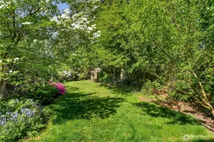 12727 Dayton Ave N, Seattle, WA 98133 - Photo 25