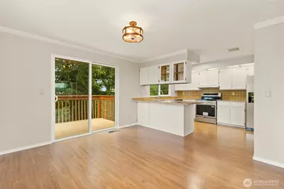 3322 43rd Place NE, Tacoma, WA 98422 - Photo 9