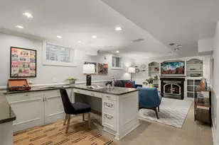 1423 Nob Hill Ave N, Seattle, WA 98109 - Photo 23
