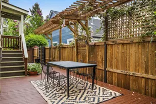 1423 Nob Hill Ave N, Seattle, WA 98109 - Photo 31
