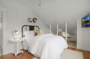 1423 Nob Hill Ave N, Seattle, WA 98109 - Photo 21