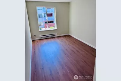 10501 8th Avenue NE #206, Seattle, WA 98125 - Photo 7