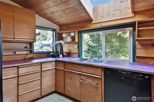3634 Harper St, Clinton, WA 98236 - Photo 9