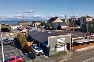 1917 Commercial Ave, Anacortes, WA 98221 - Photo 1