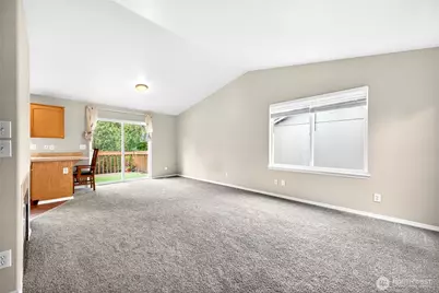 10224 10th Avenue Ct S, Tacoma, WA 98444 - Photo 9