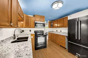 2207 E George St, Tacoma, WA 98404 - Photo 9