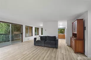 3438 161st Pl SE, Bellevue, WA 98008 - Photo 3