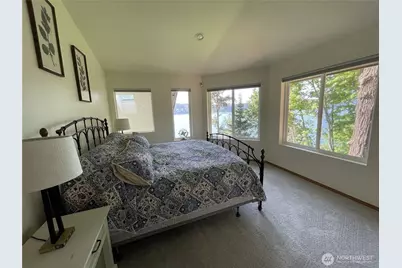 17455 Paige Lane SW, Vashon, WA 98070 - Photo 19