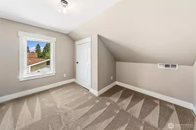 9545 2nd Avenue NW, Seattle, WA 98117 - Photo 23