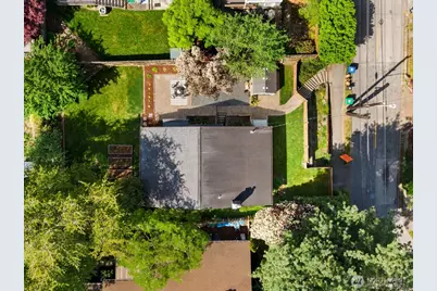 457 N 65th Street, Seattle, WA 98103 - Photo 29
