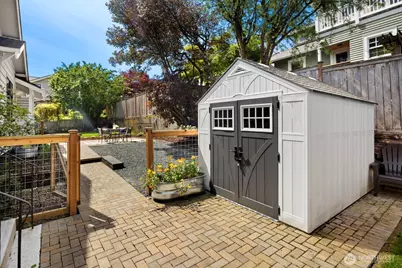 457 N 65th Street, Seattle, WA 98103 - Photo 21