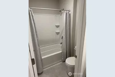 18730 Lipoma Place E, Puyallup, WA 98374 - Photo 23