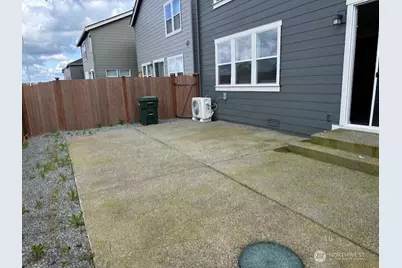 18730 Lipoma Place E, Puyallup, WA 98374 - Photo 27