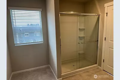18730 Lipoma Place E, Puyallup, WA 98374 - Photo 13