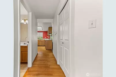 22127 109th Place SE, Kent, WA 98031 - Photo 9