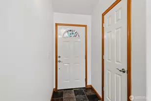 2511 N 30th St, Mount Vernon, WA 98273 - Photo 5