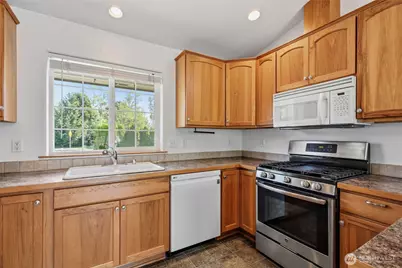 2511 N 30th Street, Mount Vernon, WA 98273 - Photo 15